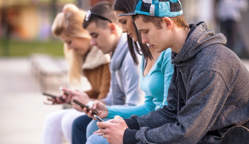 teenagers using technology